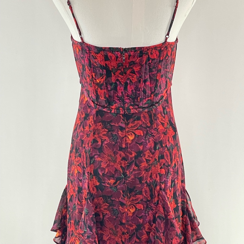 Cinq à Sept Stargazer Lillies Glenda Gown, 0 - Picture 13 of 17